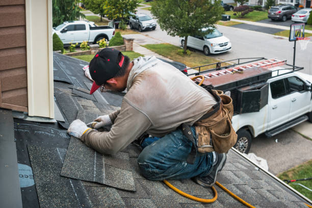 Professional Roofing technician working in Readington, NJ